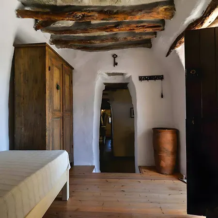 Σπίτι διακοπών Stone House By Anemos Tinos